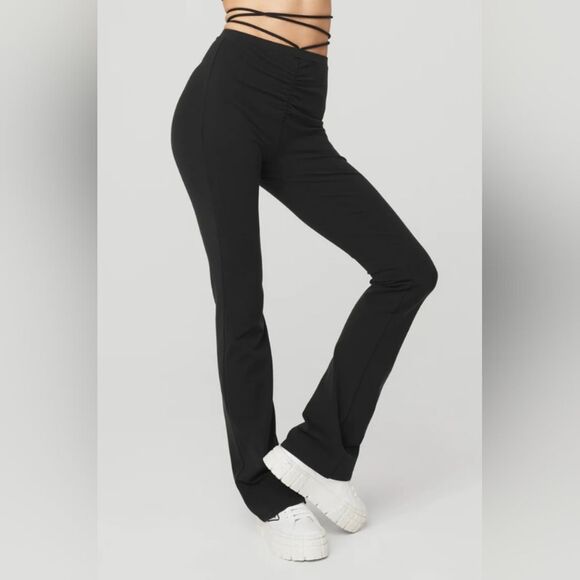 Alo Yoga Airbrush High-Waist Cinch Flare Legging in Black Size XXS Pilates Women - Picture 2 of 8